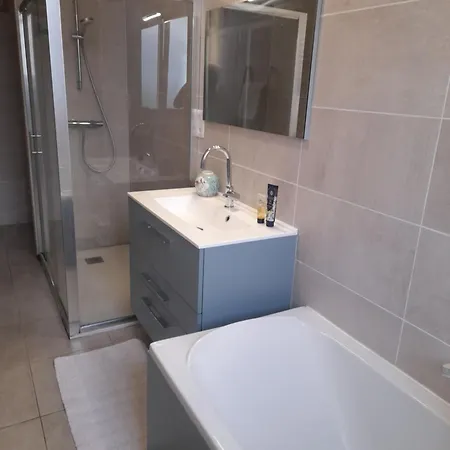 Peaceful Room, Centre, View Le Canigou Thuir