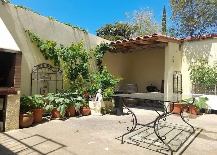Peaceful Room, Centre, View Le Canigou Privatunterkunft