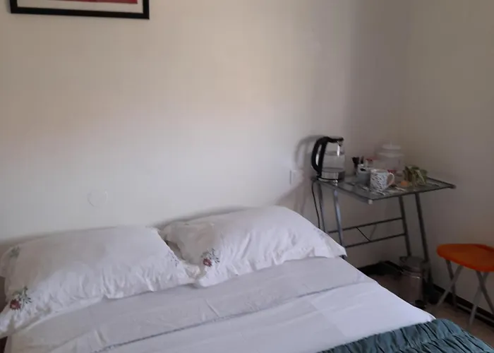 Peaceful Room, Centre, View Le Canigou Privatunterkunft